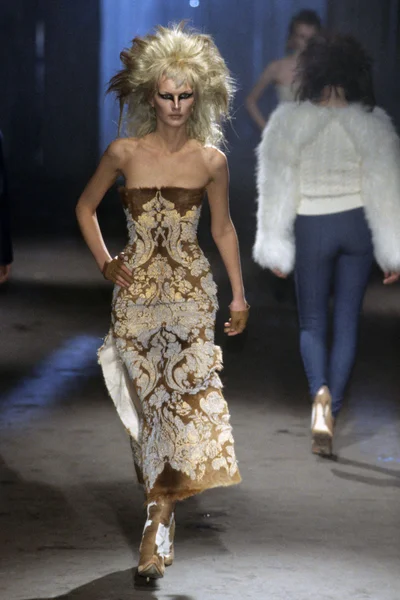 Look 66